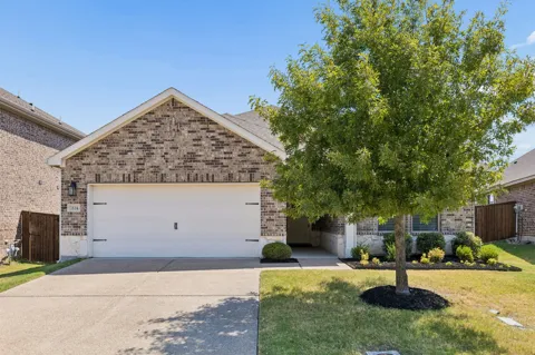 3816 Chicory Court