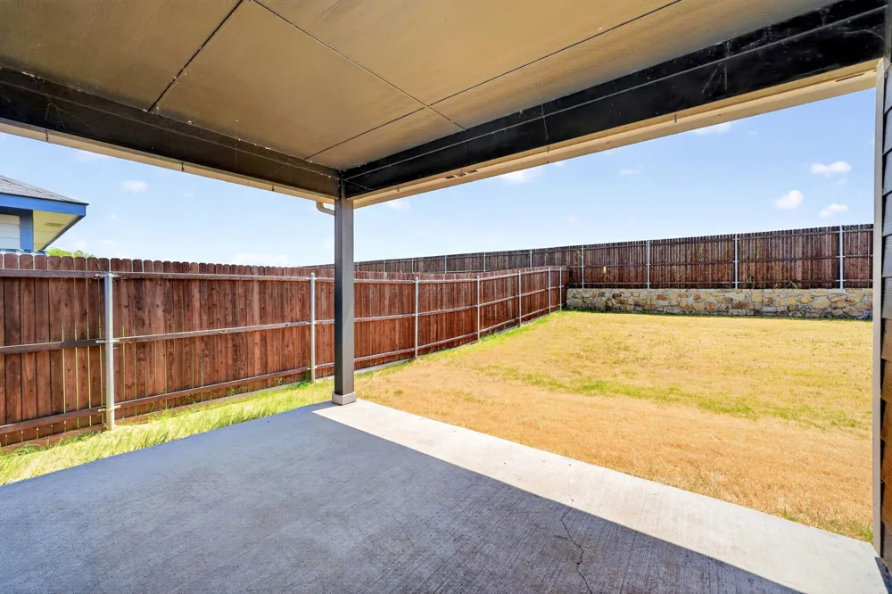 520 Creek End Drive Princeton, TX 75407