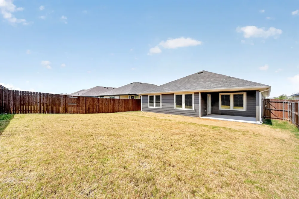 520 Creek End Drive Princeton, TX 75407