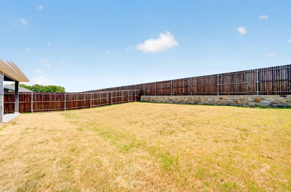 520 Creek End Drive Princeton, TX 75407