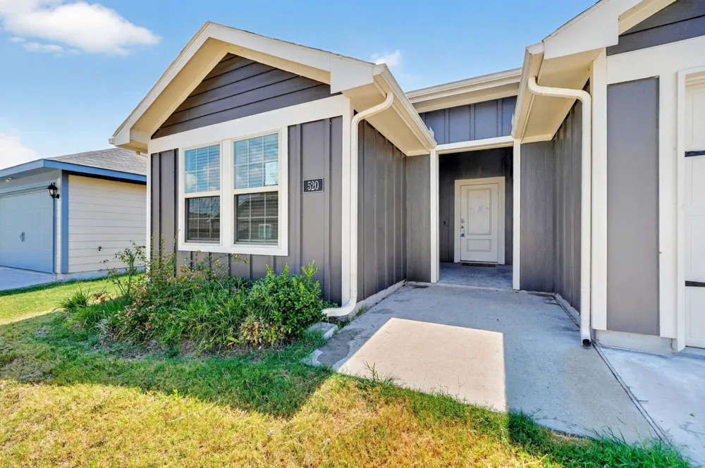 520 Creek End Drive Princeton, TX 75407