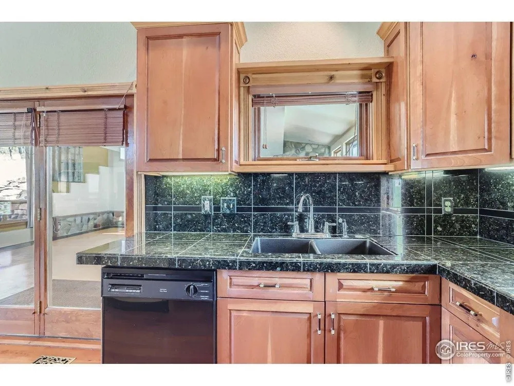 2450 Eagle Ridge Road Lyons, CO 80540