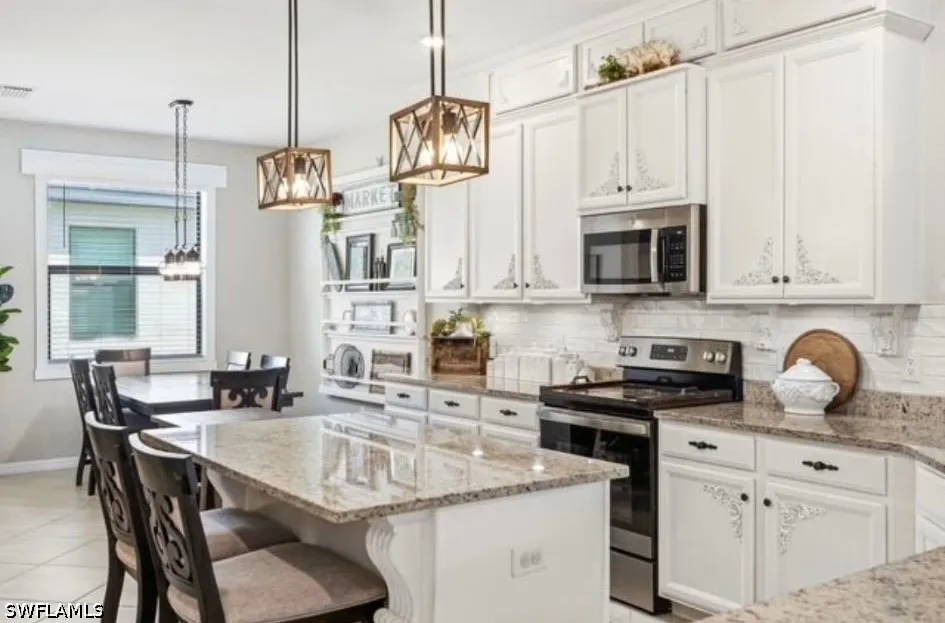 Menores Way Fort Myers, FL 33905