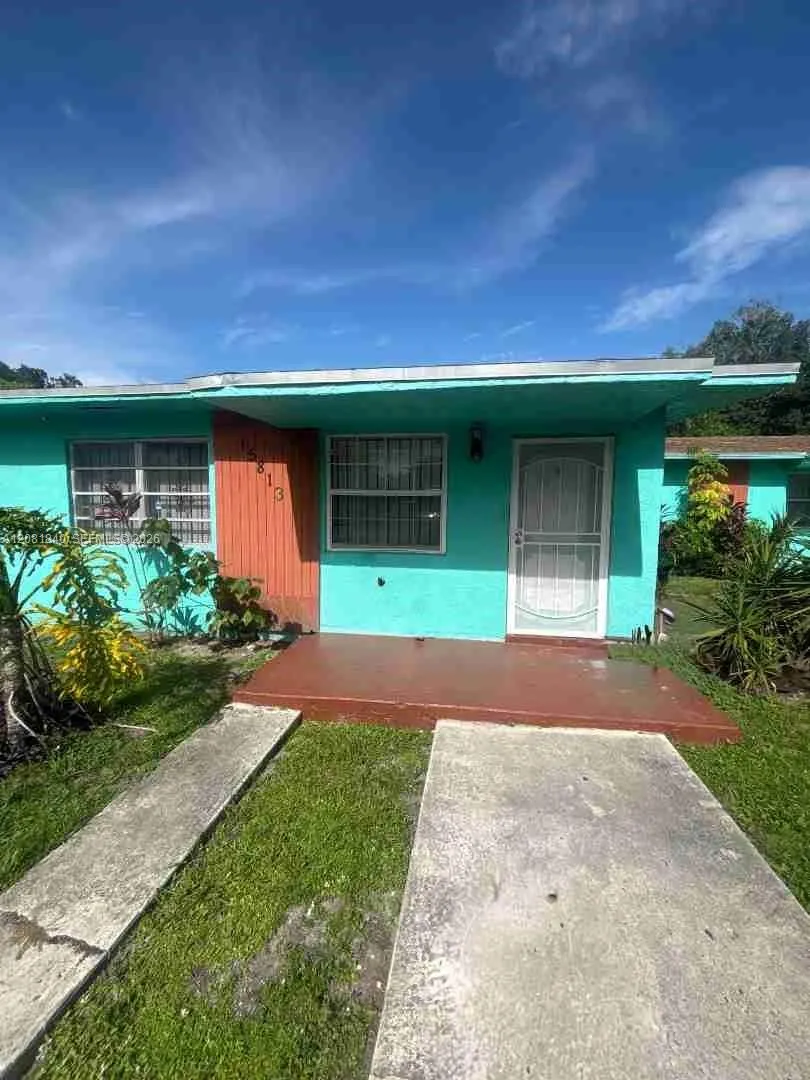 15813 NW 38th Pl #15813 Miami Gardens, FL 33054
