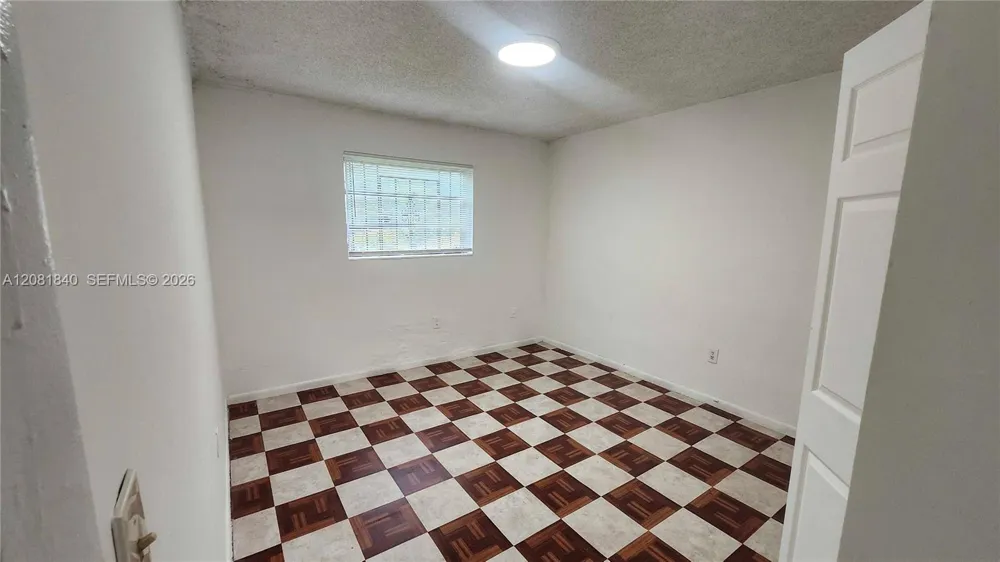 15813 NW 38th Pl #15813 Miami Gardens, FL 33054