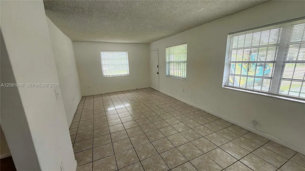 15813 NW 38th Pl #15813 Miami Gardens, FL 33054