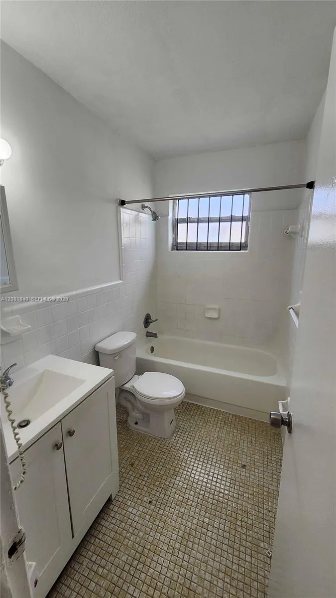 15813 NW 38th Pl #15813 Miami Gardens, FL 33054