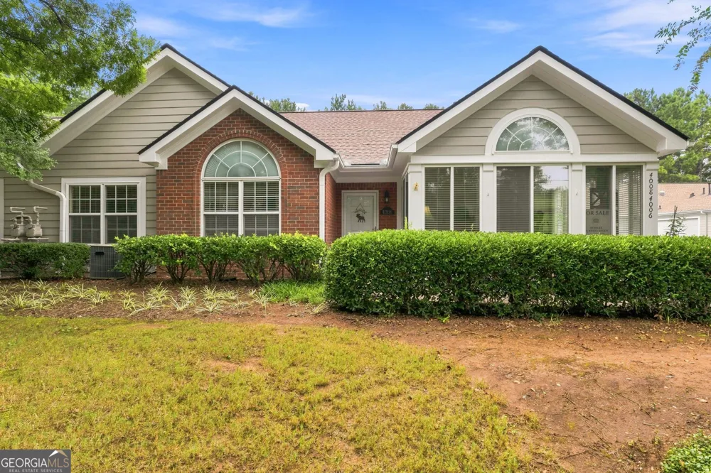 4008 Vineyards LN NW Kennesaw, GA 30144