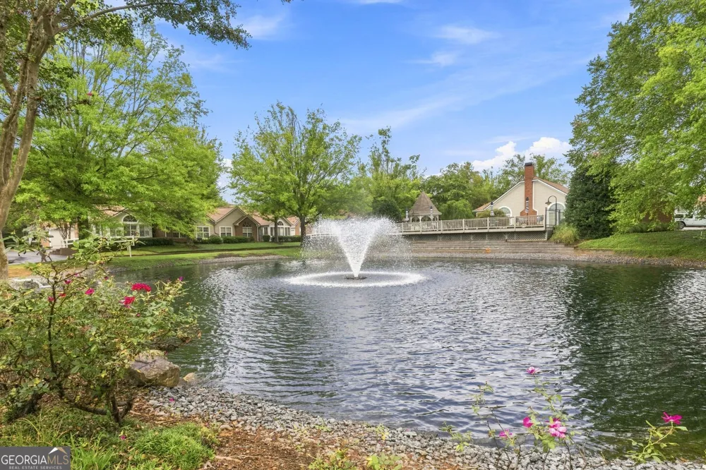 4008 Vineyards LN NW Kennesaw, GA 30144