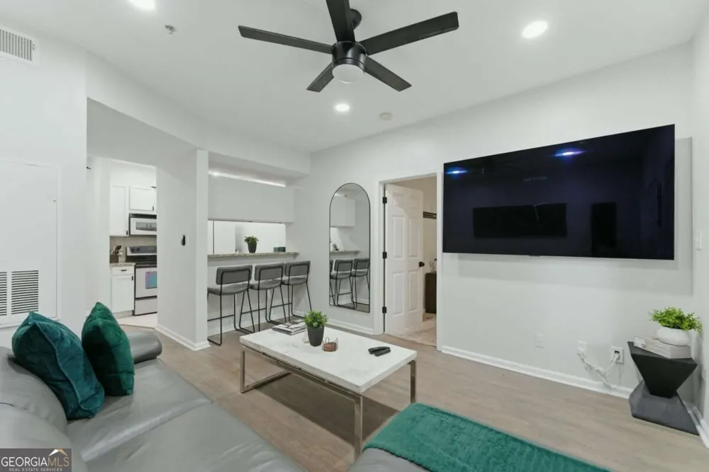 1250 Parkwood CIR SE Atlanta, GA 30339