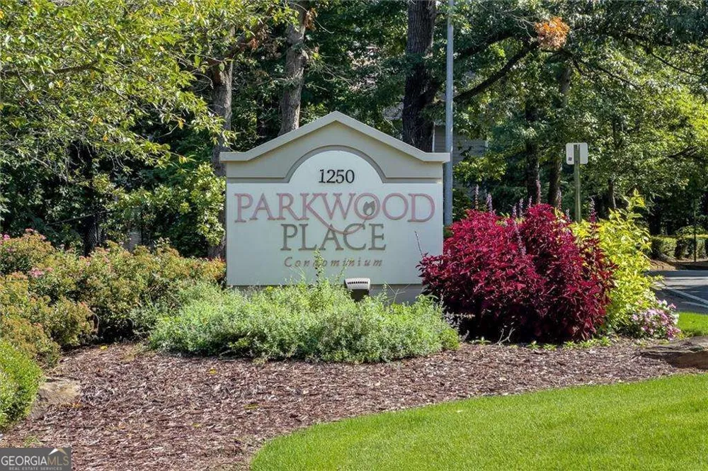 1250 Parkwood CIR SE Atlanta, GA 30339