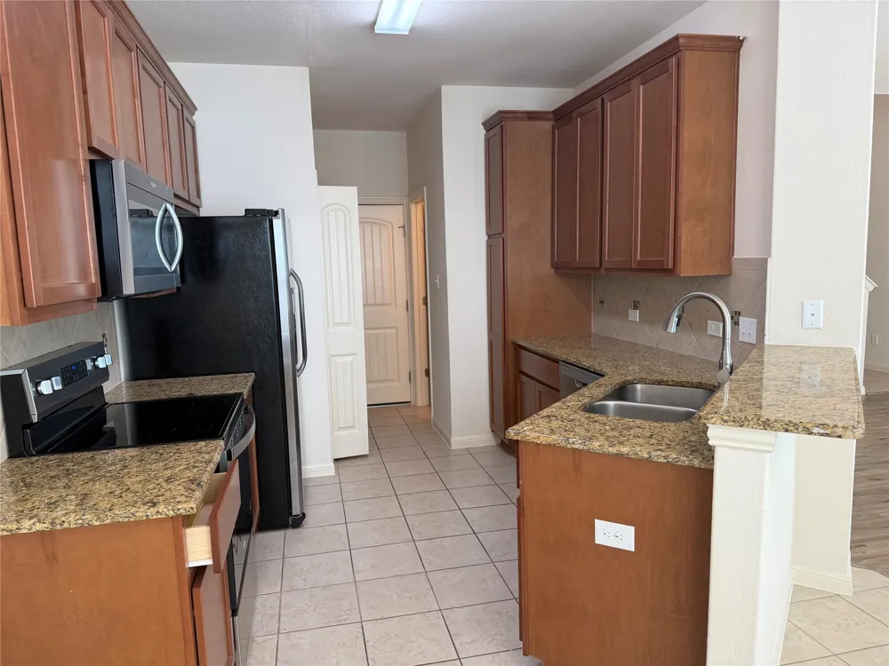 2410 Great Oaks Drive #701 Round Rock, TX 78681