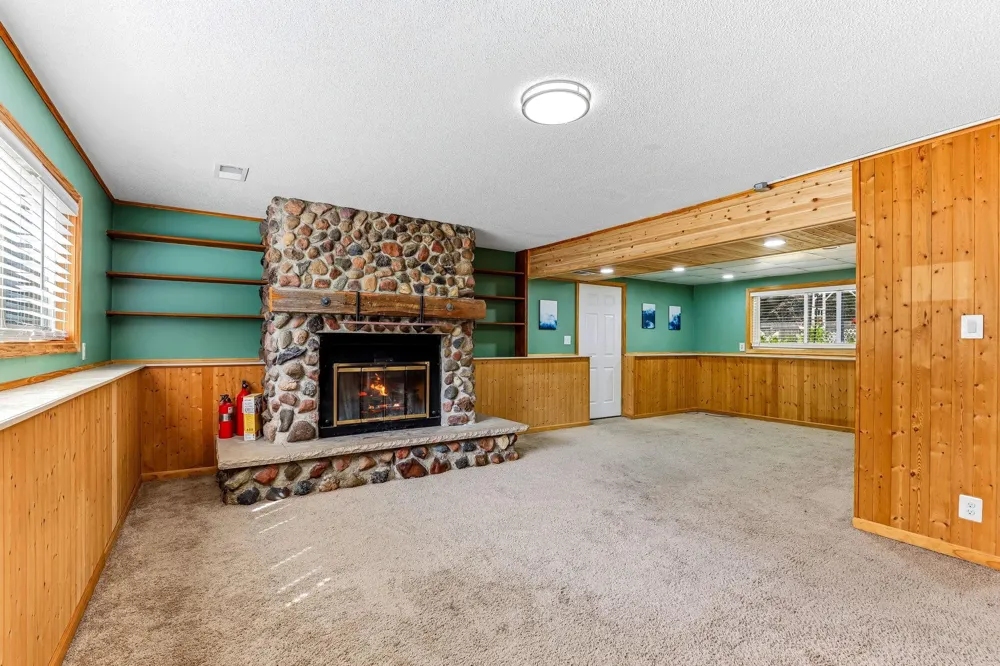 3855 66th Street E Inver Grove Heights, MN 55076