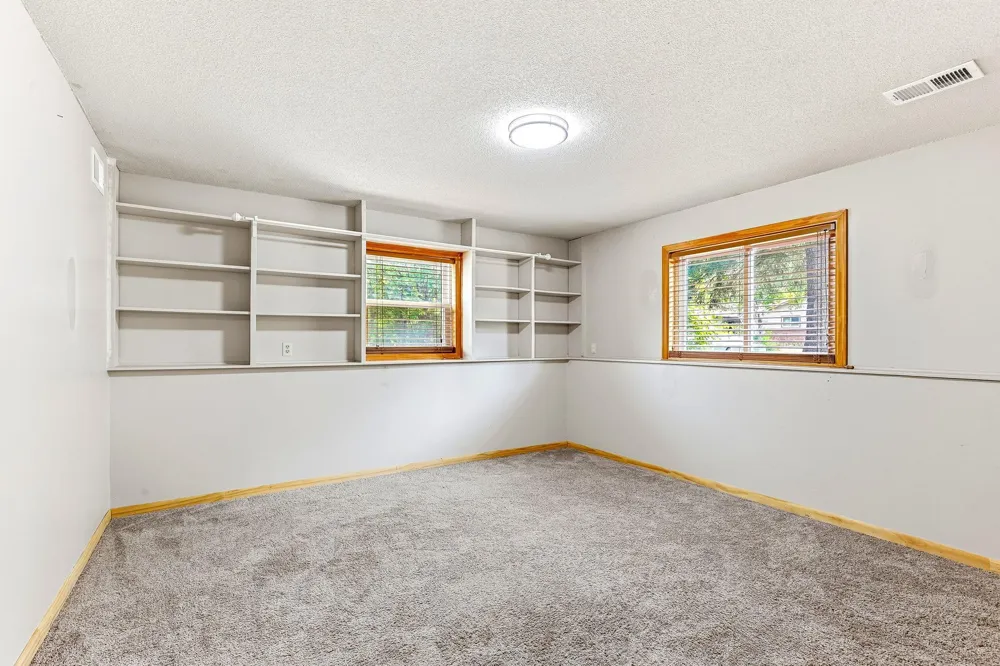 3855 66th Street E Inver Grove Heights, MN 55076