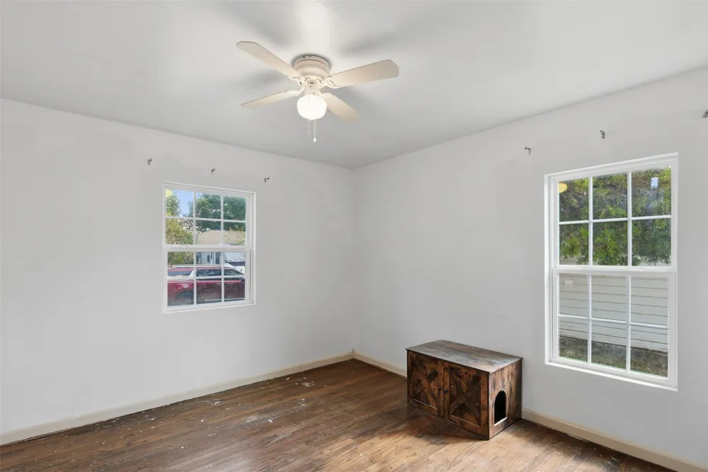 852 Lilac Drive Garland, TX 75040