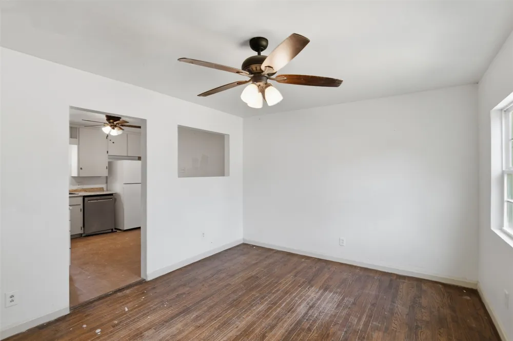 852 Lilac Drive Garland, TX 75040