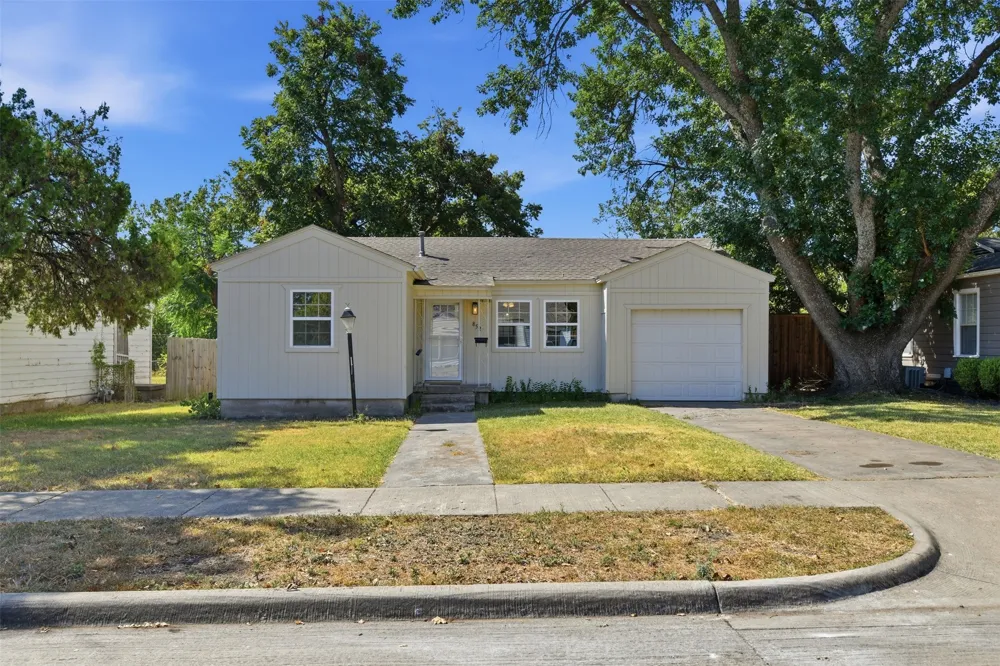 852 Lilac Drive Garland, TX 75040