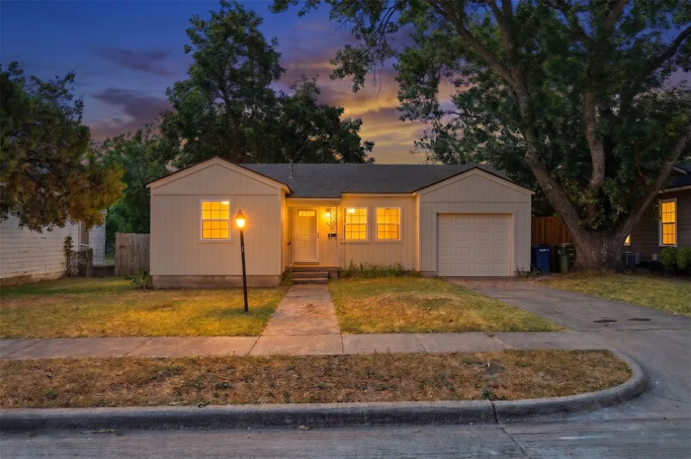 852 Lilac Drive Garland, TX 75040