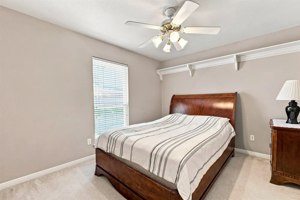 1209 Heatherwood Hewitt, TX 76643