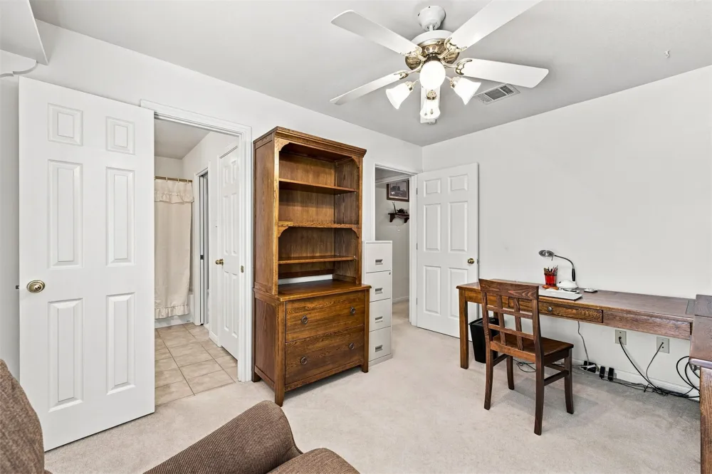 1209 Heatherwood Hewitt, TX 76643