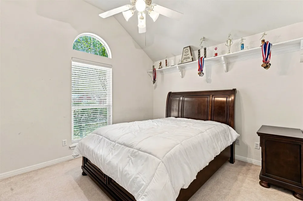 1209 Heatherwood Hewitt, TX 76643