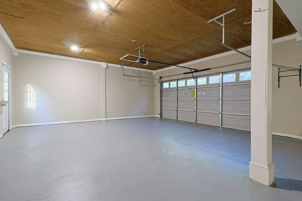 125 Picketts Lake Drive Acworth, GA 30101