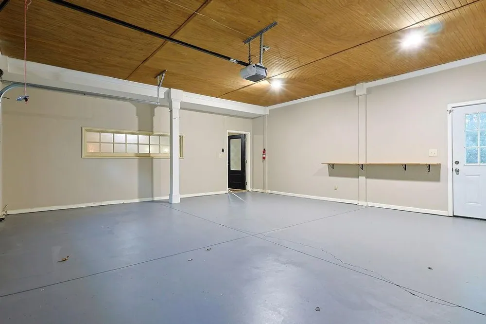 125 Picketts Lake Drive Acworth, GA 30101