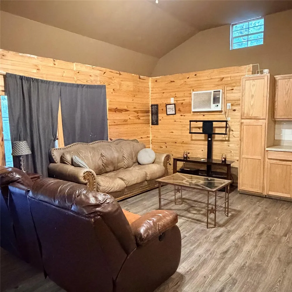 476 E Slumberlane Drive Livingston, TX 77351
