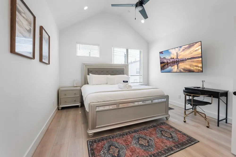 3415 Baer Street Houston, TX 77020