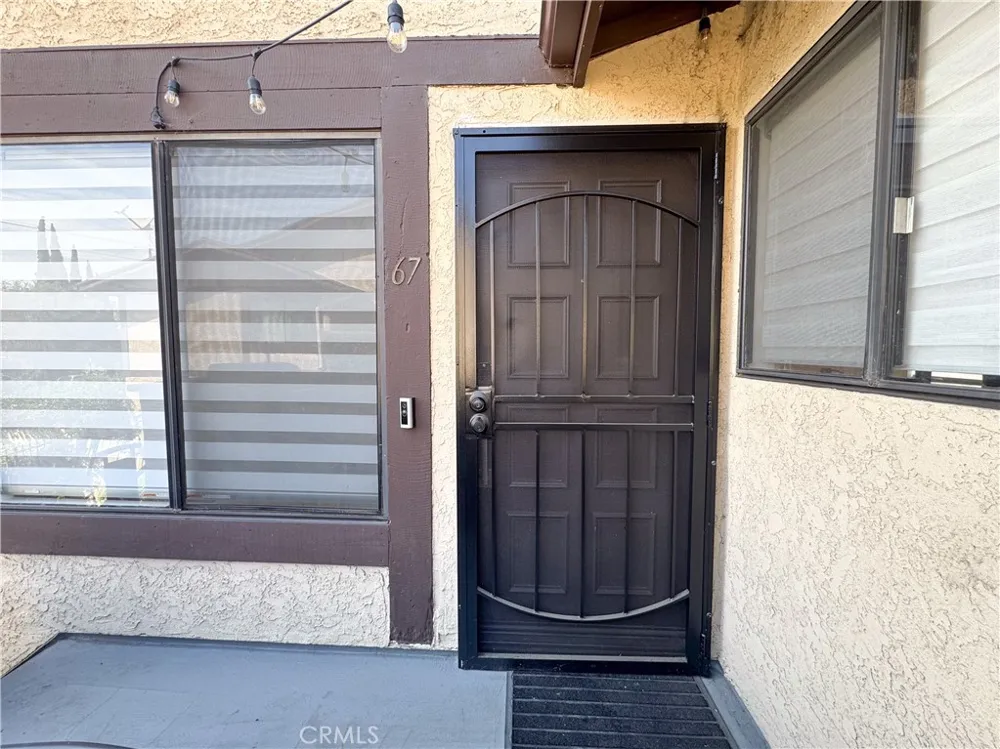 8601 Sunland Blvd #67 Sun Valley, CA 91352