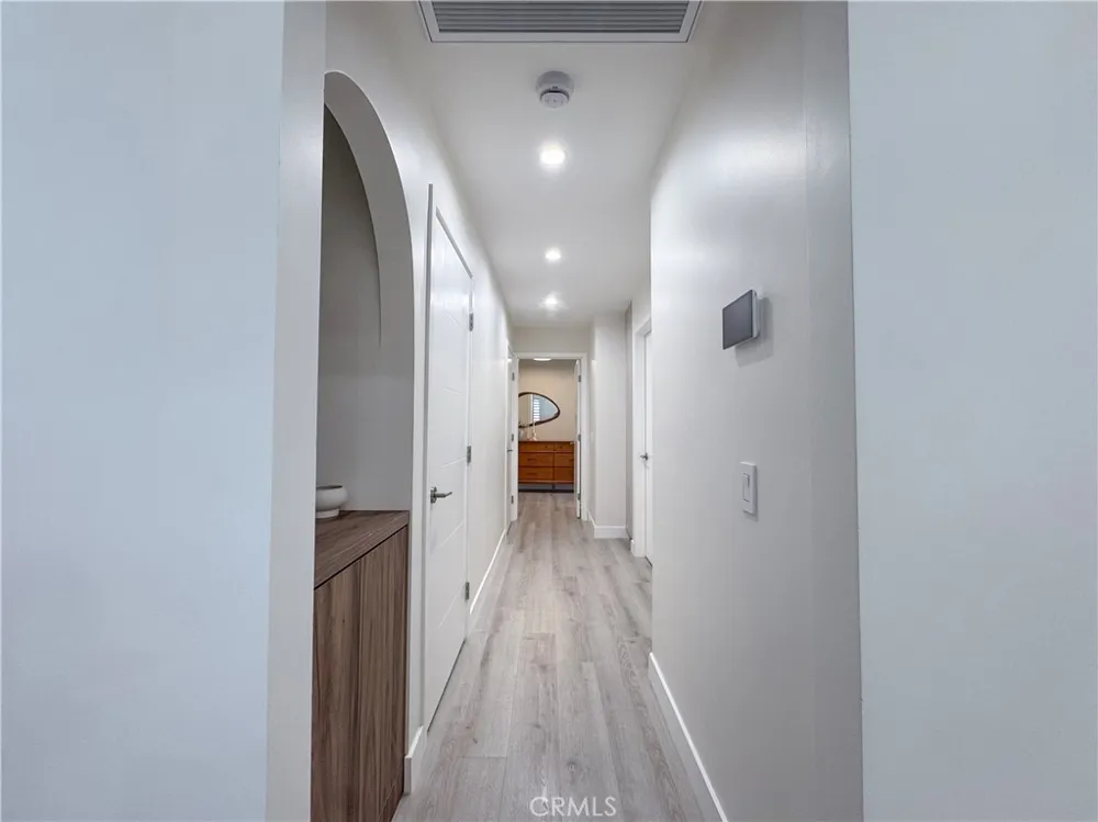 8601 Sunland Blvd #67 Sun Valley, CA 91352