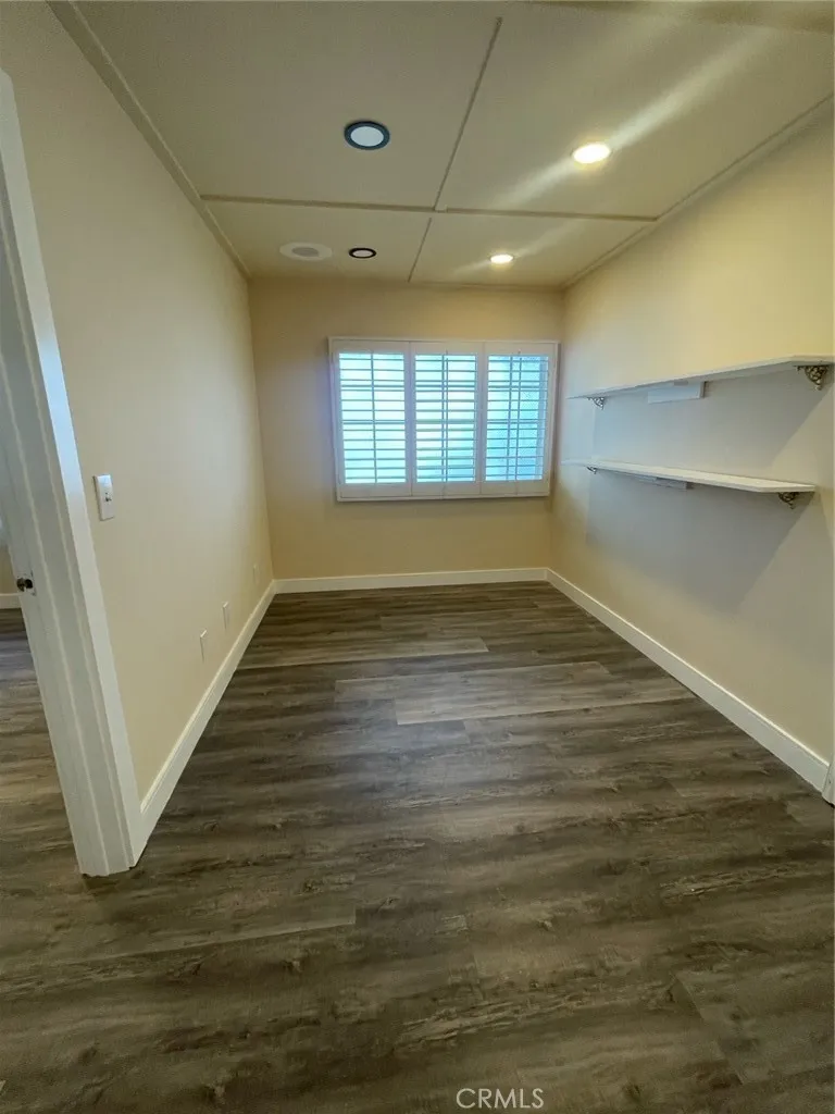 208 S Louise Street Glendale, CA 91205