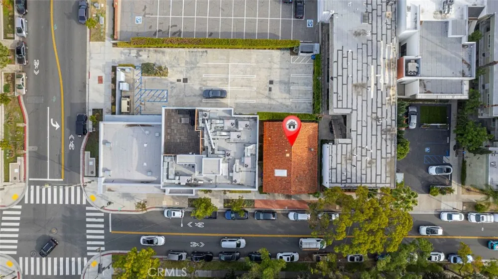 208 S Louise Street Glendale, CA 91205