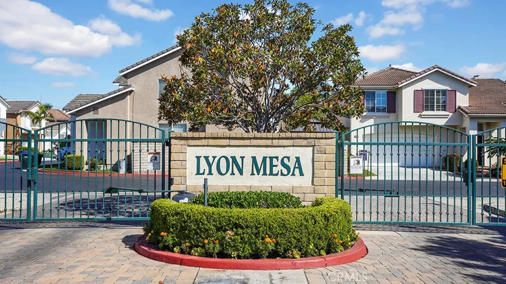1210 Citrus Costa Mesa, CA 92626