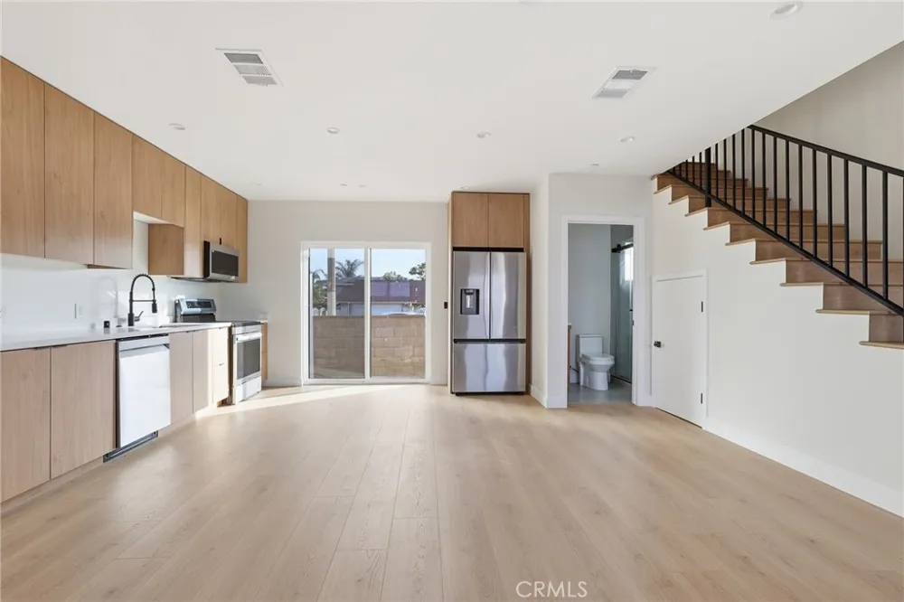 13689 Garber Arleta, CA 91331
