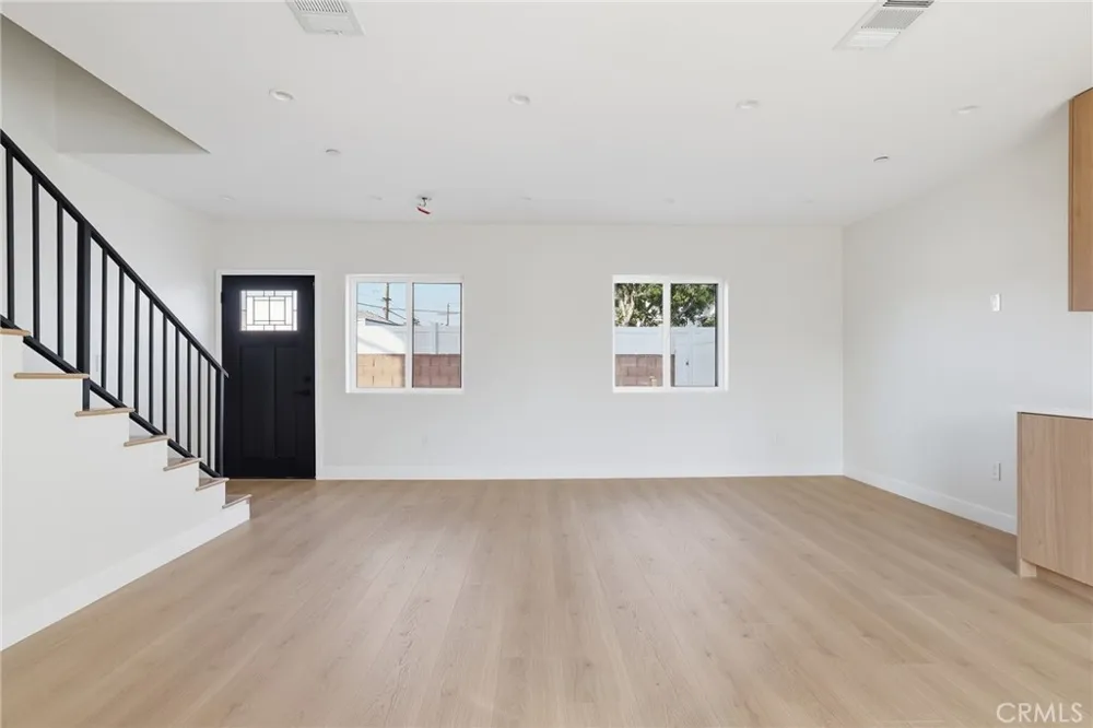 13689 Garber Arleta, CA 91331