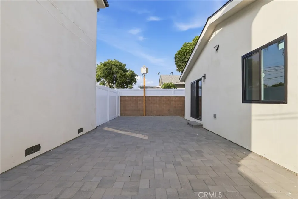 13689 Garber Arleta, CA 91331