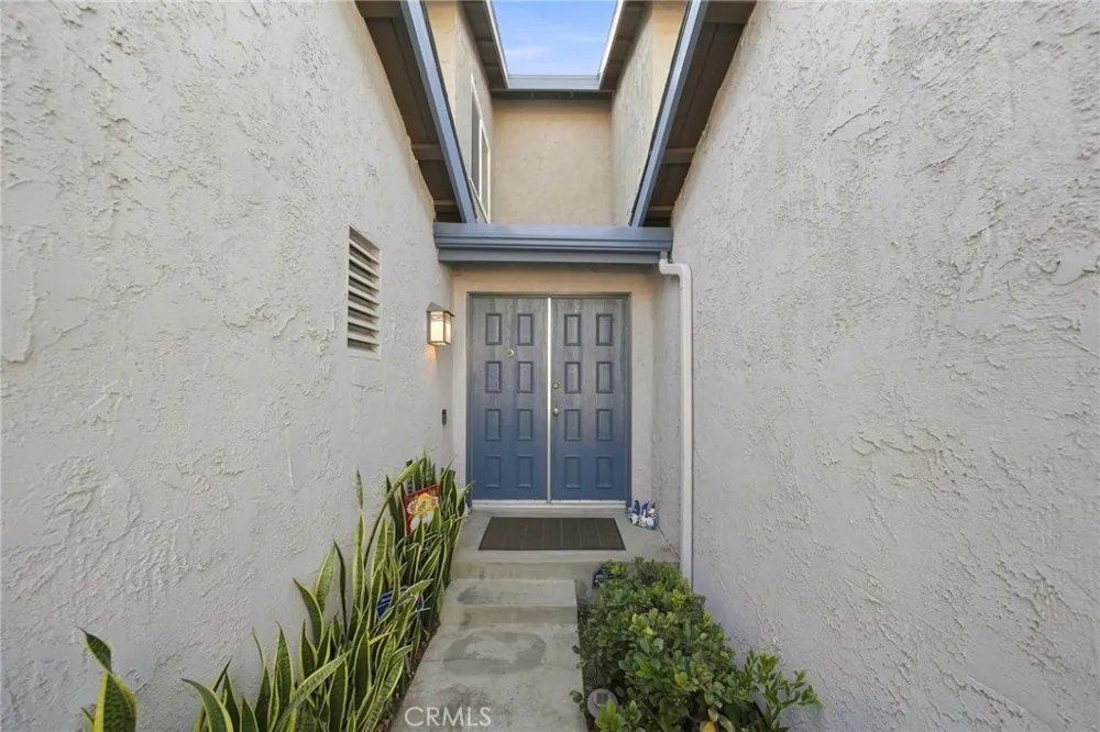 20109 Brenda Court Lakewood, CA 90715