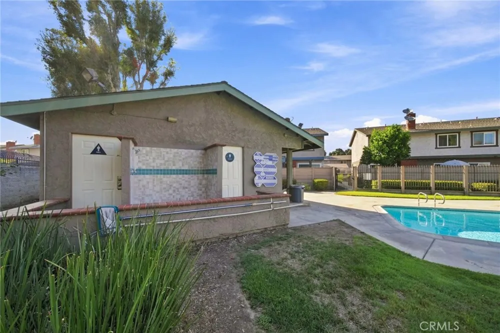 20109 Brenda Court Lakewood, CA 90715