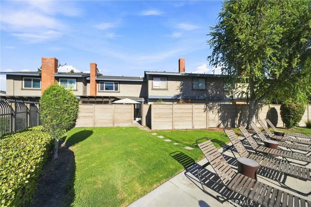 20109 Brenda Court Lakewood, CA 90715
