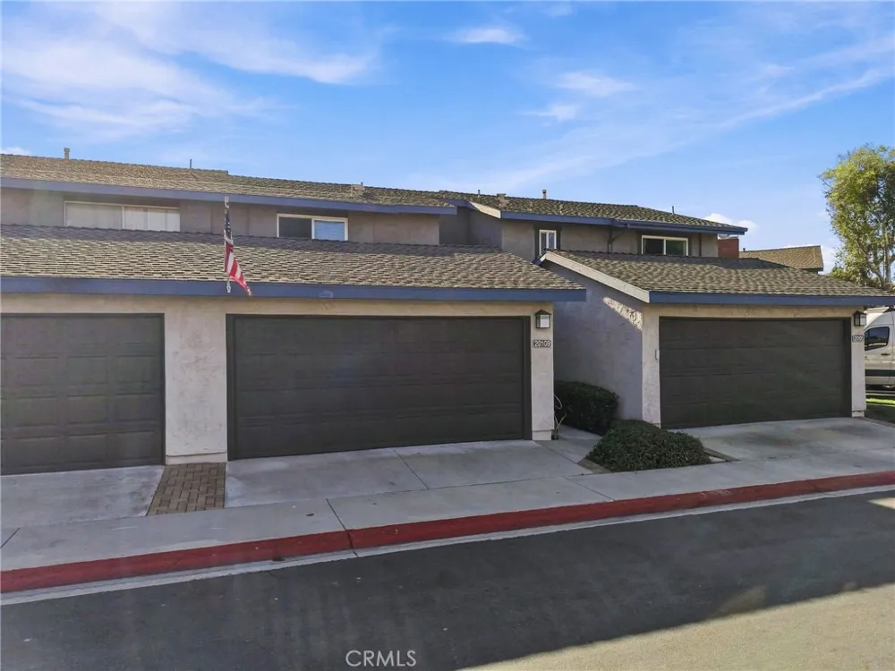 20109 Brenda Court Lakewood, CA 90715