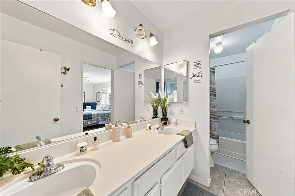20109 Brenda Court Lakewood, CA 90715