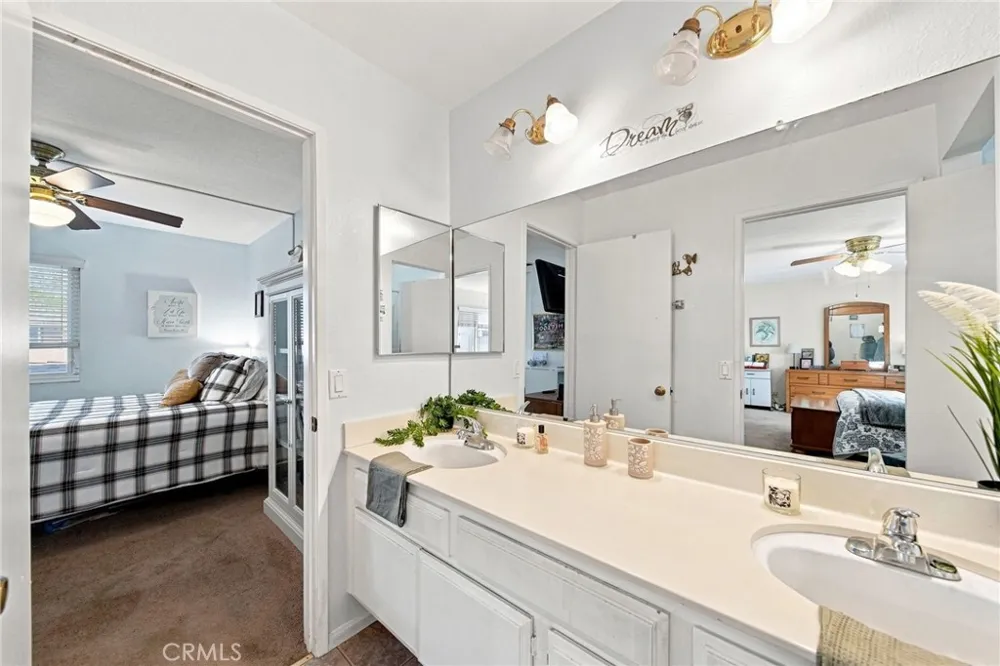 20109 Brenda Court Lakewood, CA 90715