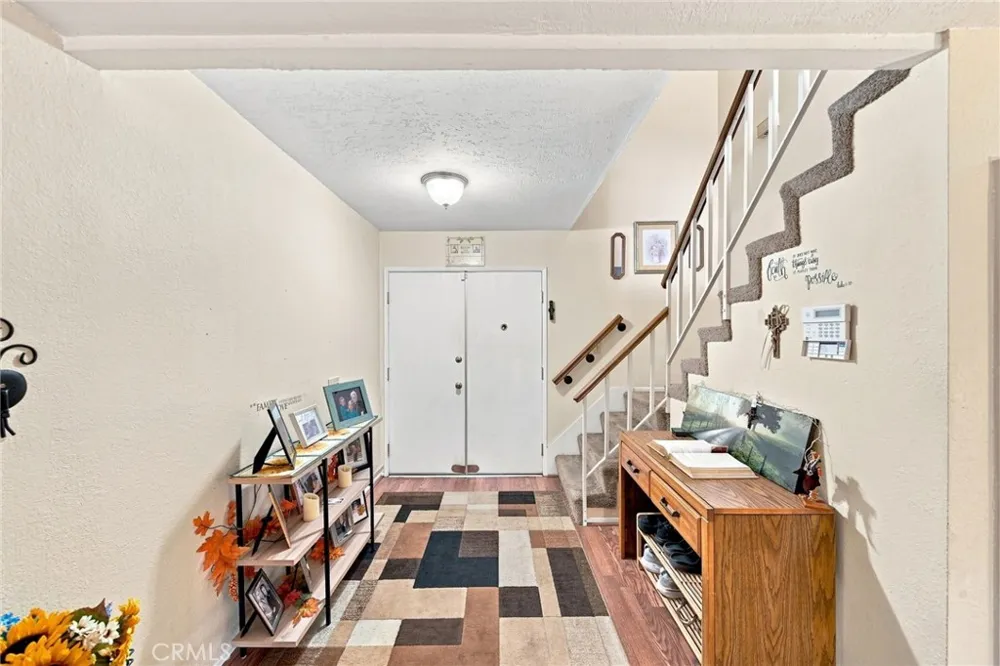 20109 Brenda Court Lakewood, CA 90715