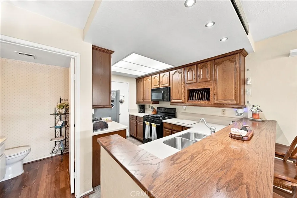 20109 Brenda Court Lakewood, CA 90715