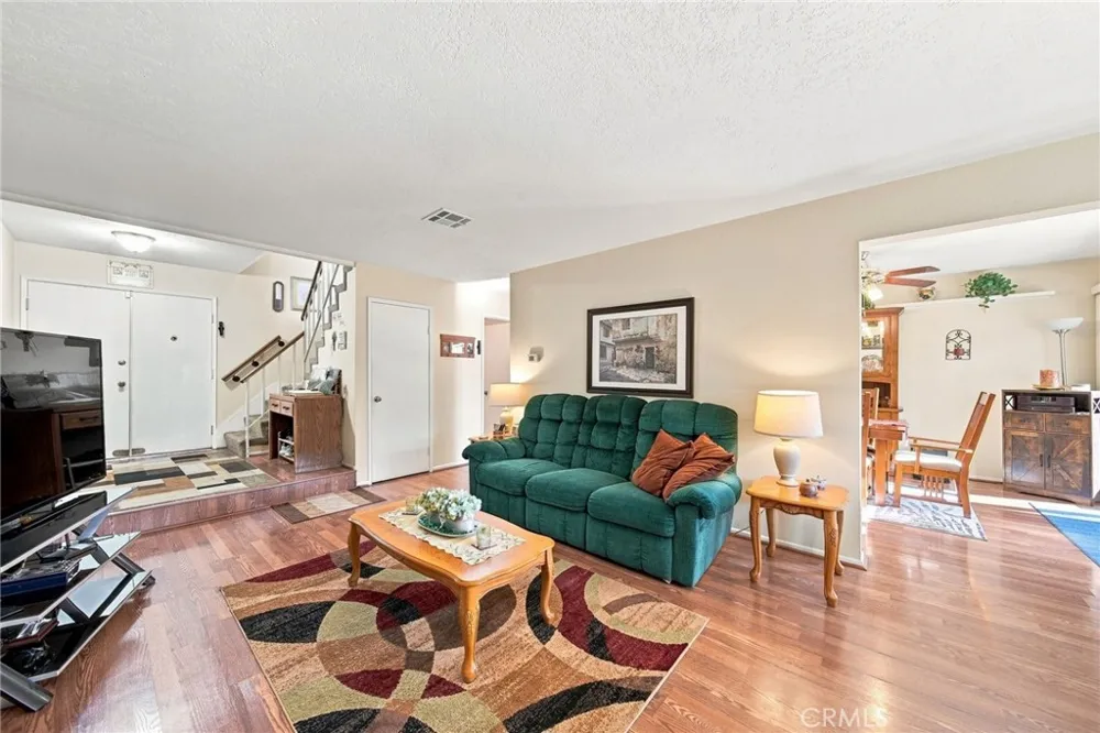 20109 Brenda Court Lakewood, CA 90715