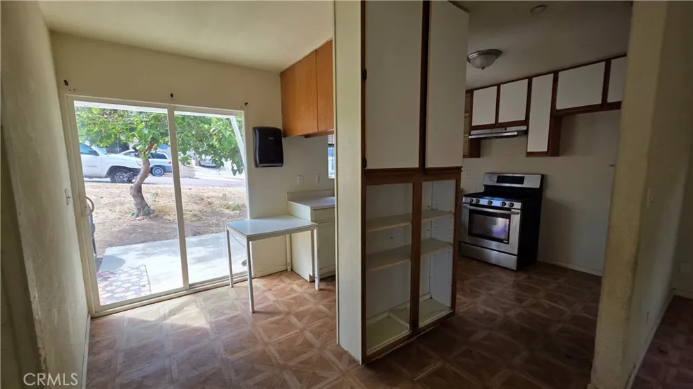 9540 Saint George Spring Valley, CA 91977