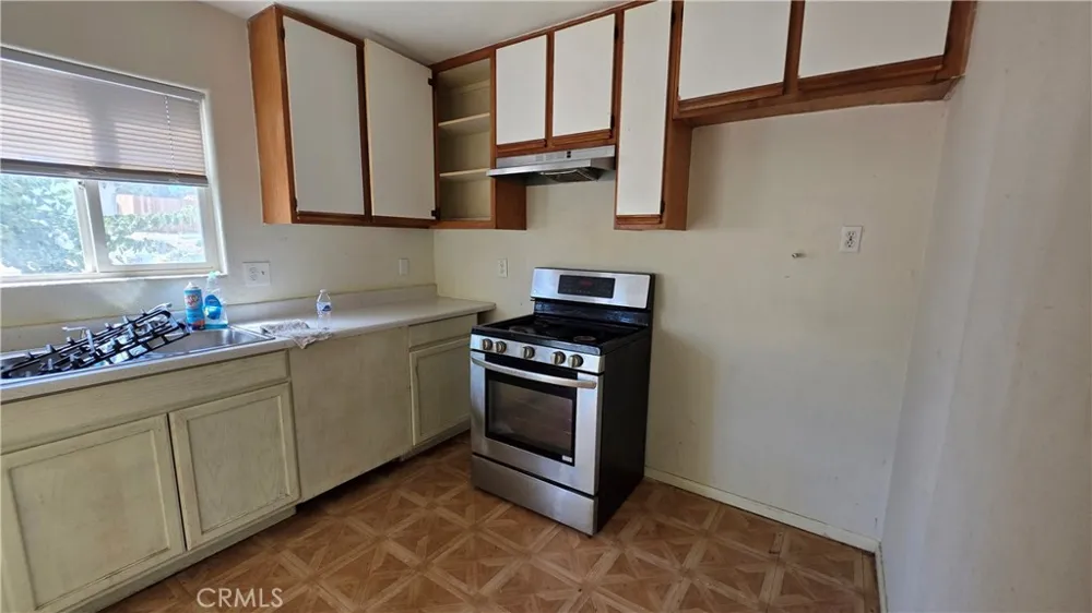 9540 Saint George Spring Valley, CA 91977