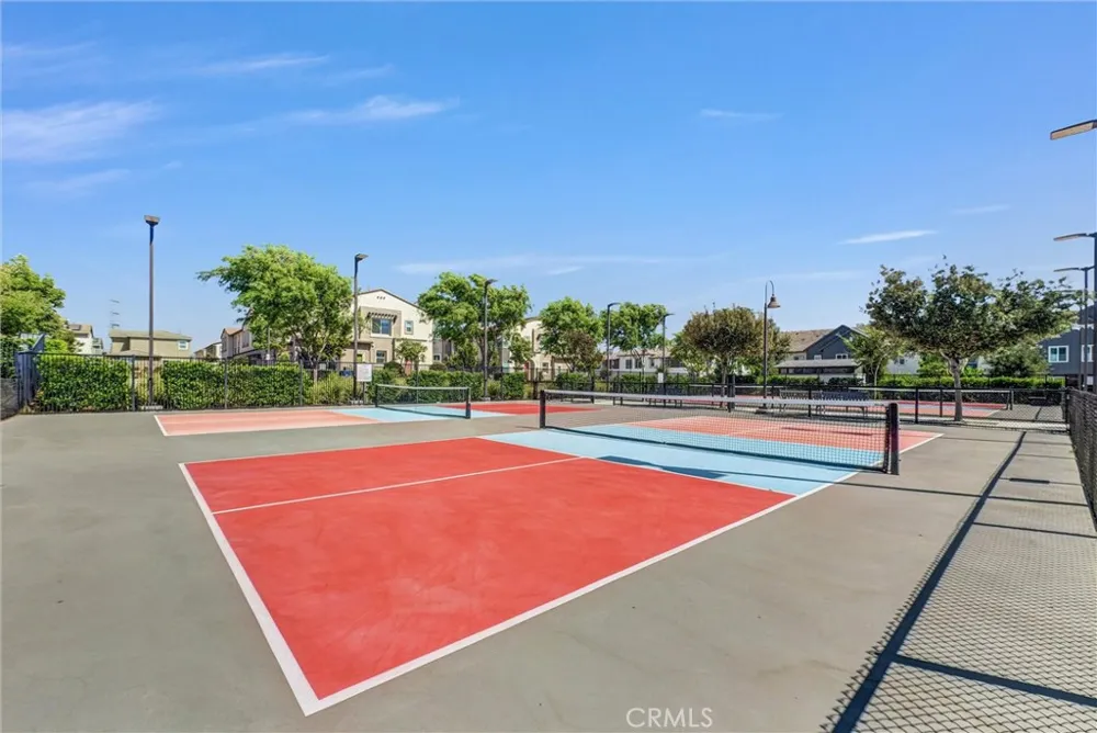 4157 S Winwood Paseo Ontario, CA 91761
