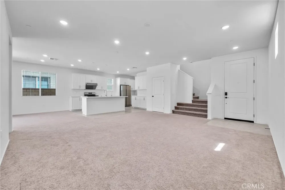 4157 S Winwood Paseo Ontario, CA 91761